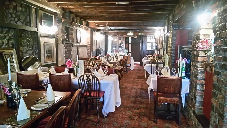 Dun Cow Inn Sedgefield Exterior photo